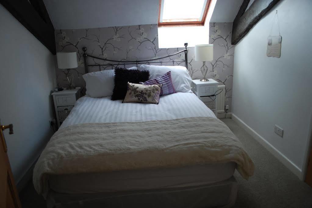 Stoneleigh Barn Bed And Breakfast Sherborne  Esterno foto