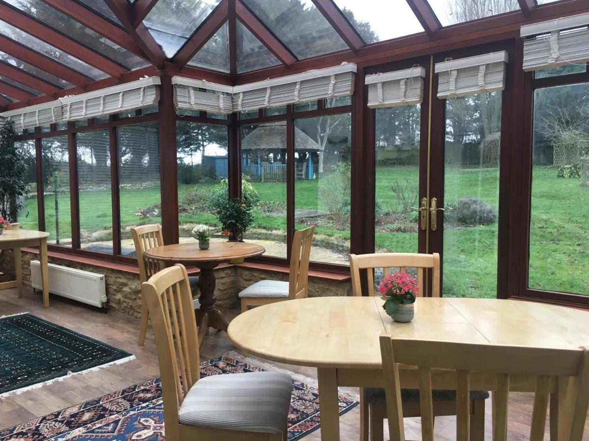 Stoneleigh Barn Bed And Breakfast Sherborne  Esterno foto